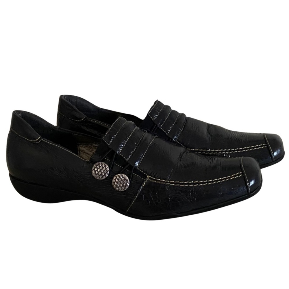 Un Tour En Ville Black Textured Patent Leather Slip-On Foat Loafers Shoes.